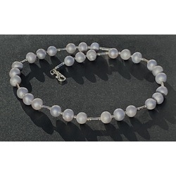 Silver necklace with gray freshwater pearls. Pearl size - 8-9mm