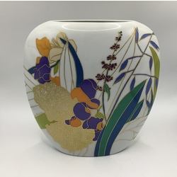 Vase, author W. Bauer, Rosenthal factory, Germany, 70 years old, hand painted.