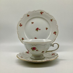 Tea pair and cake plate. 1945. Excellent condition 