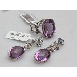 Gold set with amethysts - ring and earrings