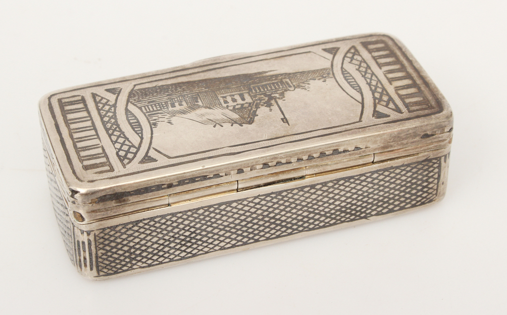 Silver tobacco box with blacking