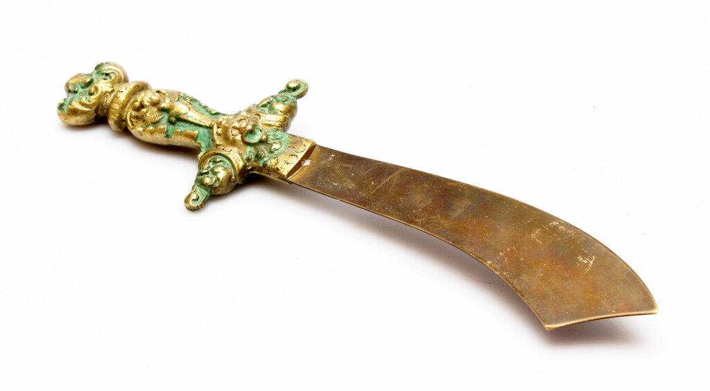 Spanish bronze dagger