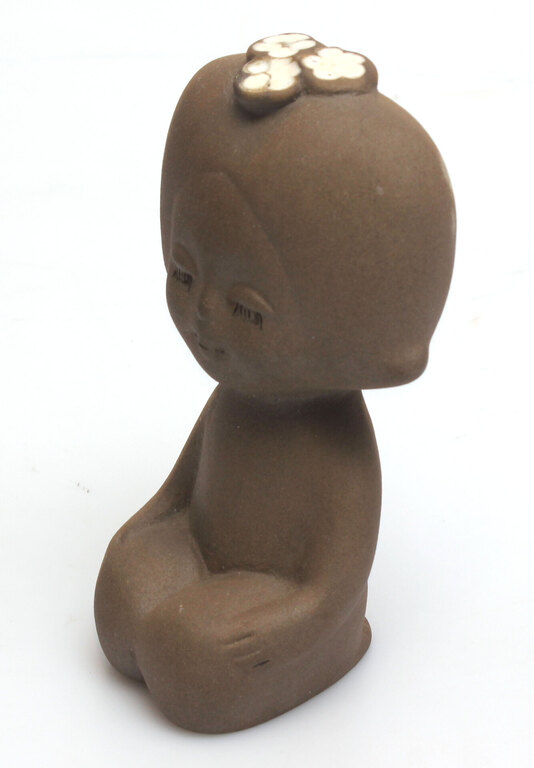 Ceramic figurine 