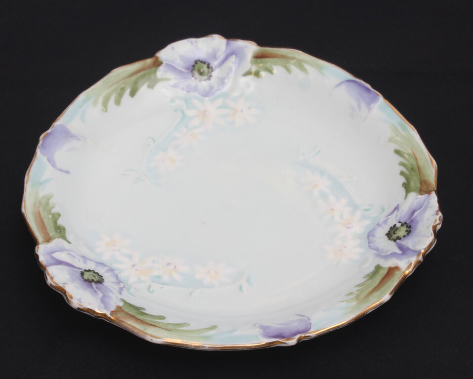  Porcelain plate