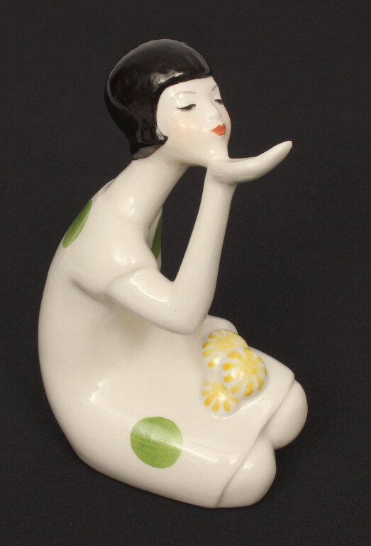 Porcelain figurine 