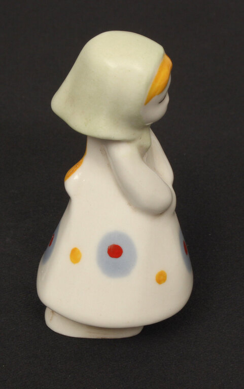 Porcelain figurine 