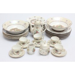 Porcelāna pusdienu un kafijas servīzes 6 personām