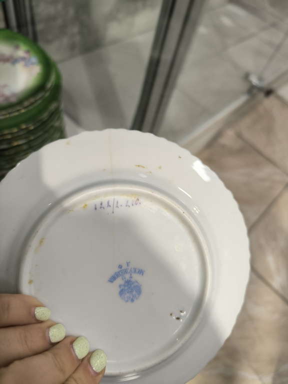 Kuzņecova porcelāna pusdienu servīze 