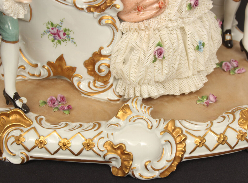 Porcelain figurine 