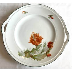 Essen.Riga.Large dish with two handles.Coy in dough.Rare.