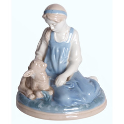 Porcelain figurine 