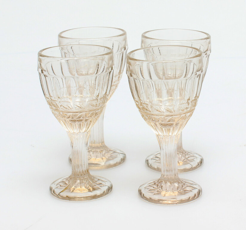 Pressed glass glasses 4 pcs