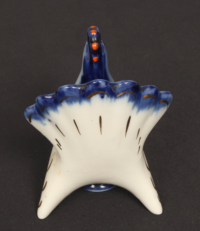 Porcelain figurine/spice cellar 