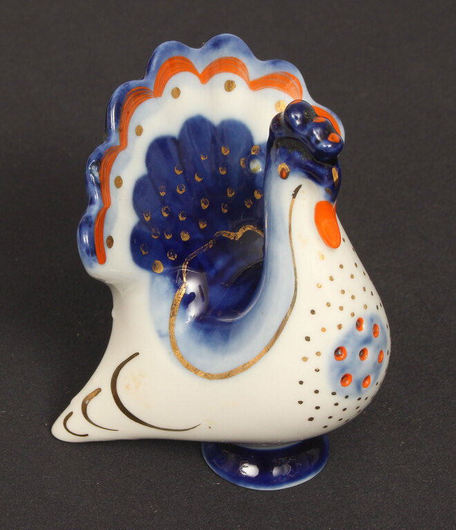 Porcelain figurine/spice cellar 