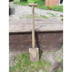 Wooden shovel 