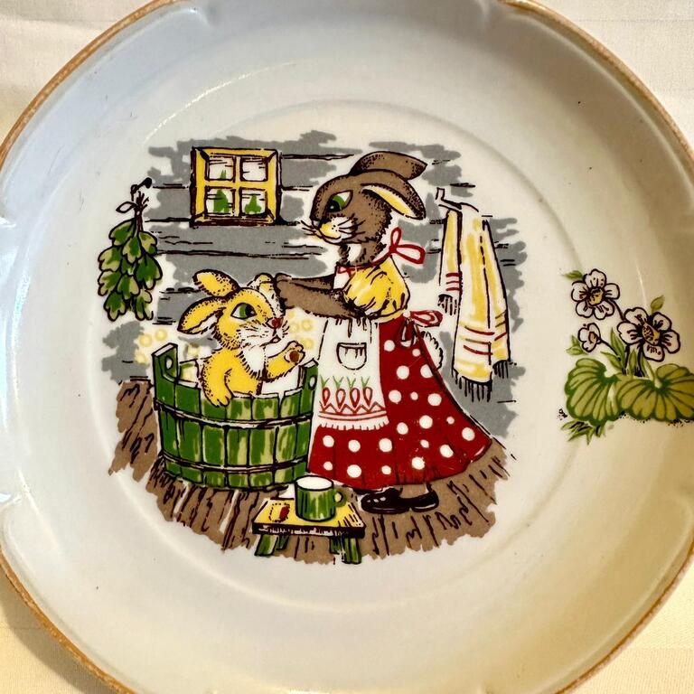 Plate from a children's service. Riga. Essen. Very rare decal and very very rare hallmark. 1960-70s.