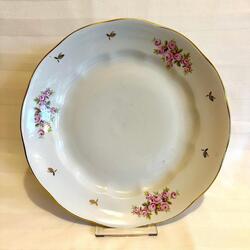 Large serving dish from a service. Riga. 50s. Excellent condition. Author of the form - Zina Ulste