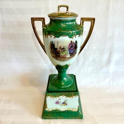 Carlsbad.Large urn vase with two handles.Hand painted.Rare.