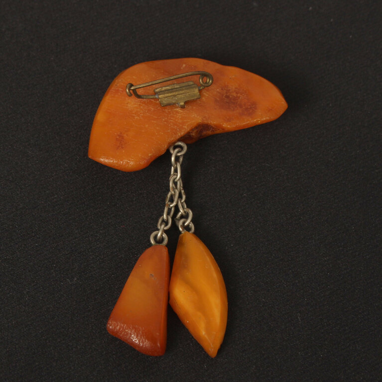 100% Natural Baltic amber brooch, 6g