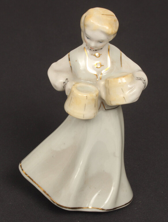 Porcelain figurine 