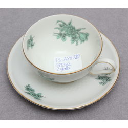 Porcelain cup with saucer 