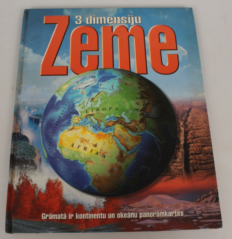 3 книги – «Великие чудеса света»; «Атлас мировой географии»; «Трехмерная Земля»