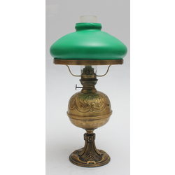 Bronze kerosene lamp