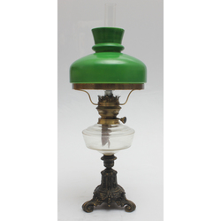 Bronze kerosene lamp