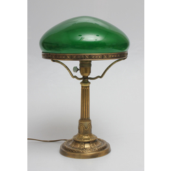 Cabinet electric lamp