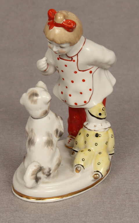 Porcelain figurine 