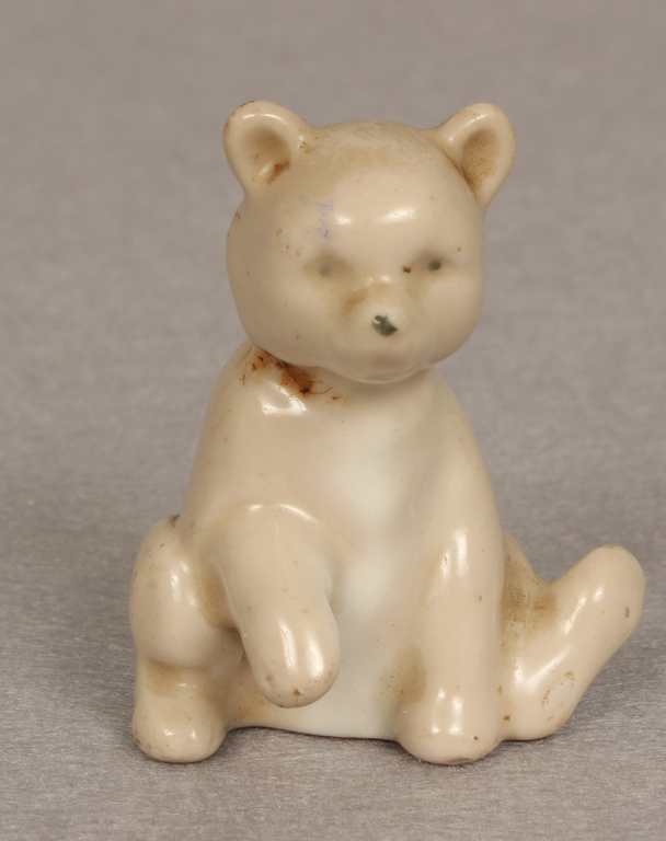 Porcelain figurine Beer cub