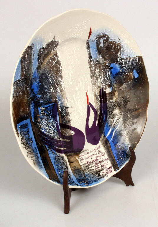 Painted plate 