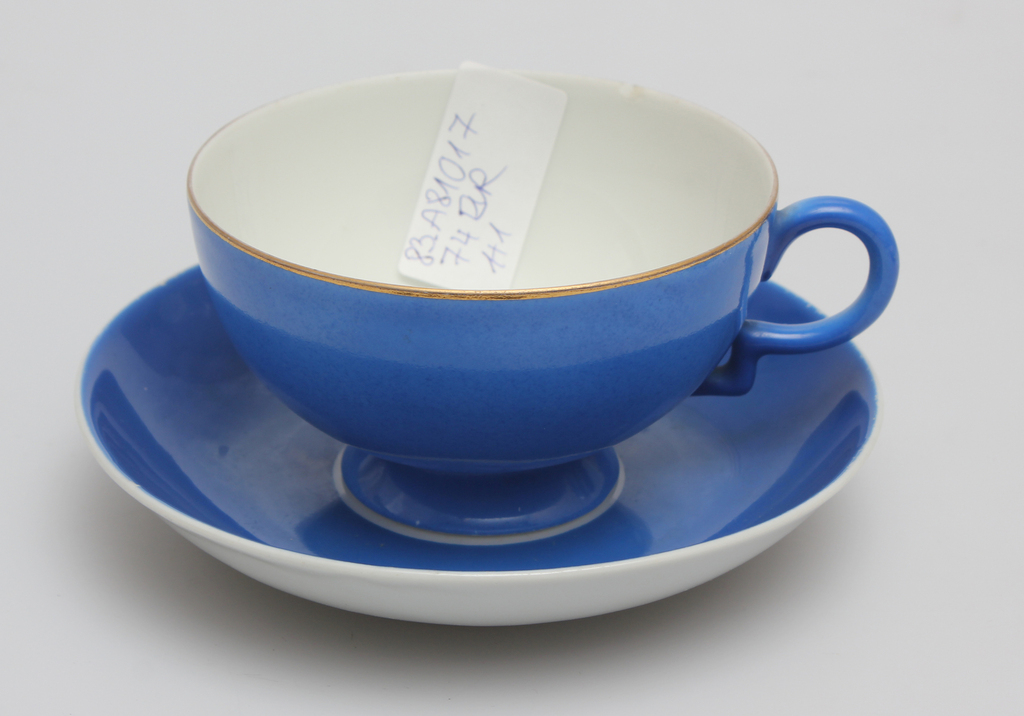  Porcelain cup with saucer