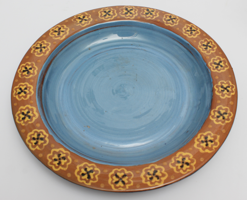 Ceramic serving plate 