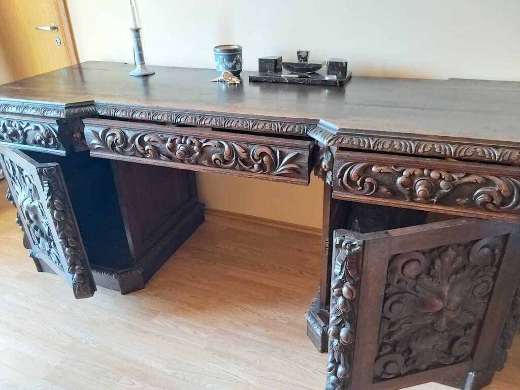 Art Nouveau desk with original wood carvings