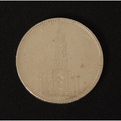 Серебряная монета 5 рейхсмарок 1935 года.