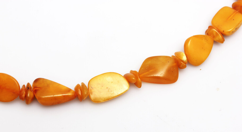 Natural Baltic amber beads 46 years old