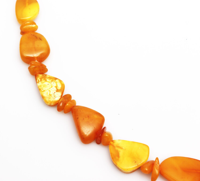 Natural Baltic amber beads 46 years old