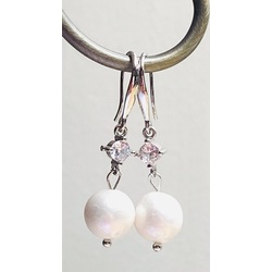 Silver earrings with white freshwater pearls 