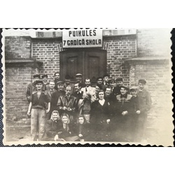 Puikule 7 class school 