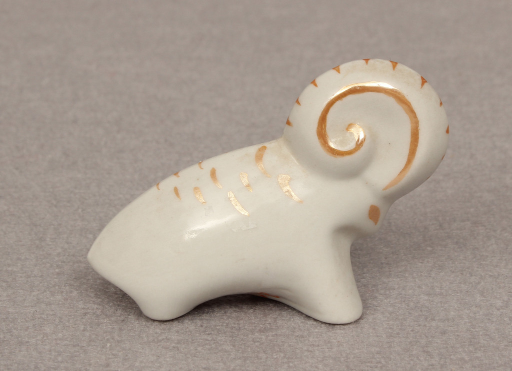 Porcelain figurine 