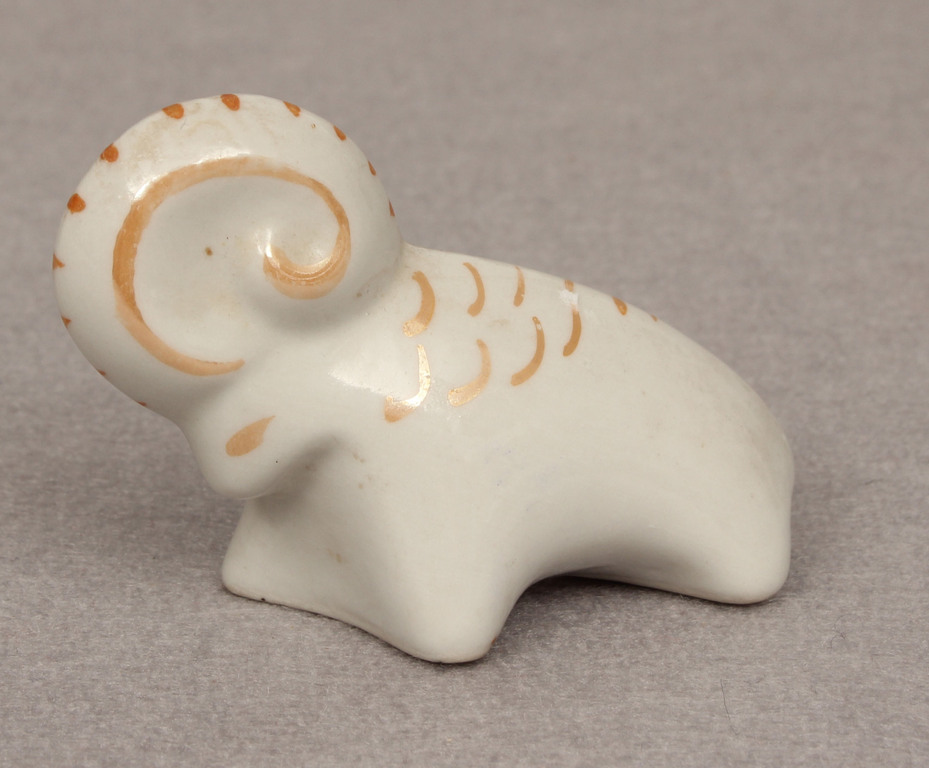 Porcelain figurine 