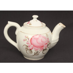 Porcelain teapot with lid