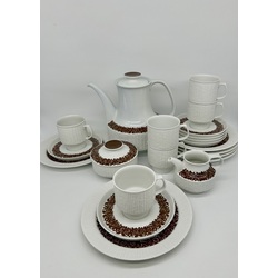 Arcta braun Coffee porcelain set from the 70s by Thomas-Rosnthal.