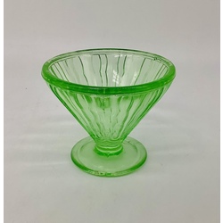 Ice cream bowl made of uranium glass. Maltsovsky factories.