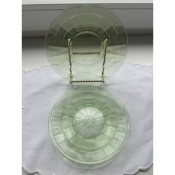 Lot of 2 uranium glass small plates.