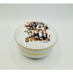 Humel box from the childrens porcelain collection. Limited edition