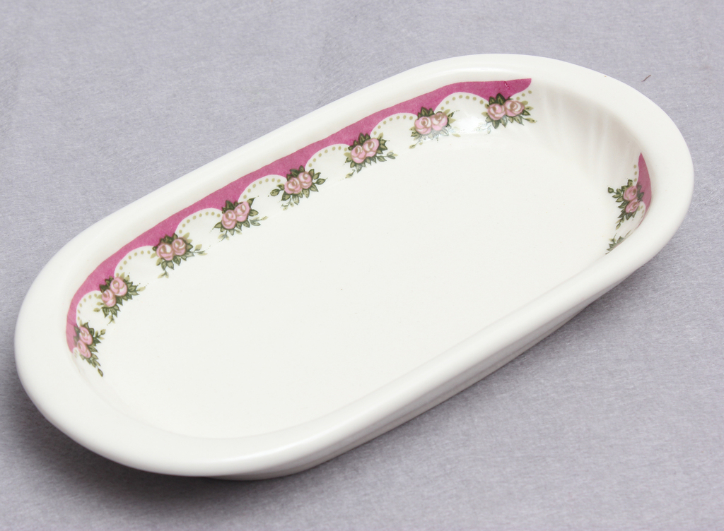 Porcelain Latelektrokeramika serving dish