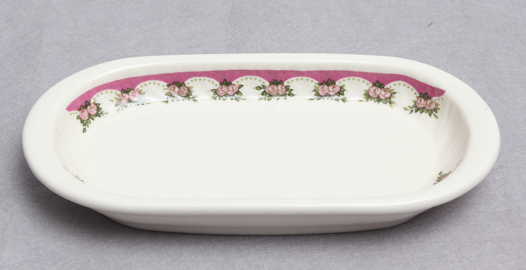 Porcelain Latelektrokeramika serving dish