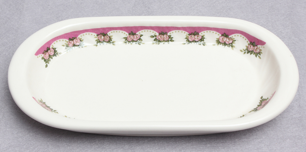 Porcelain Latelektrokeramika serving dish